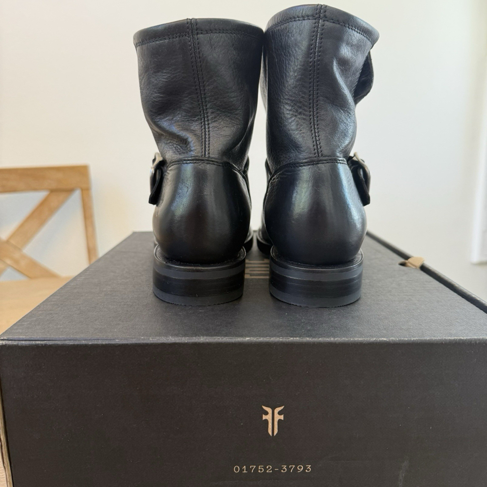 FRYE 10M “Veronica Bootie” Women’s Oiled Leather Waterproof Black Boot Riding - Picture 5 of 8